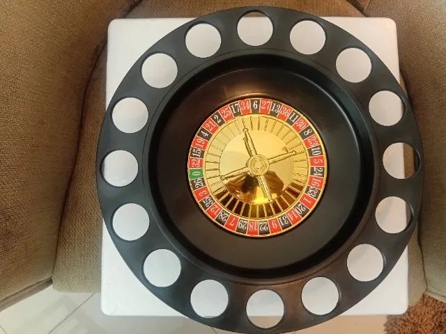 Jogo cassino shot (novo, sem uso, na caixa) - Foto 3