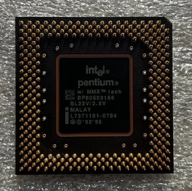 Processador Intel Pentium MMX 166MHz Socket 7 SL23V Original Retro PC