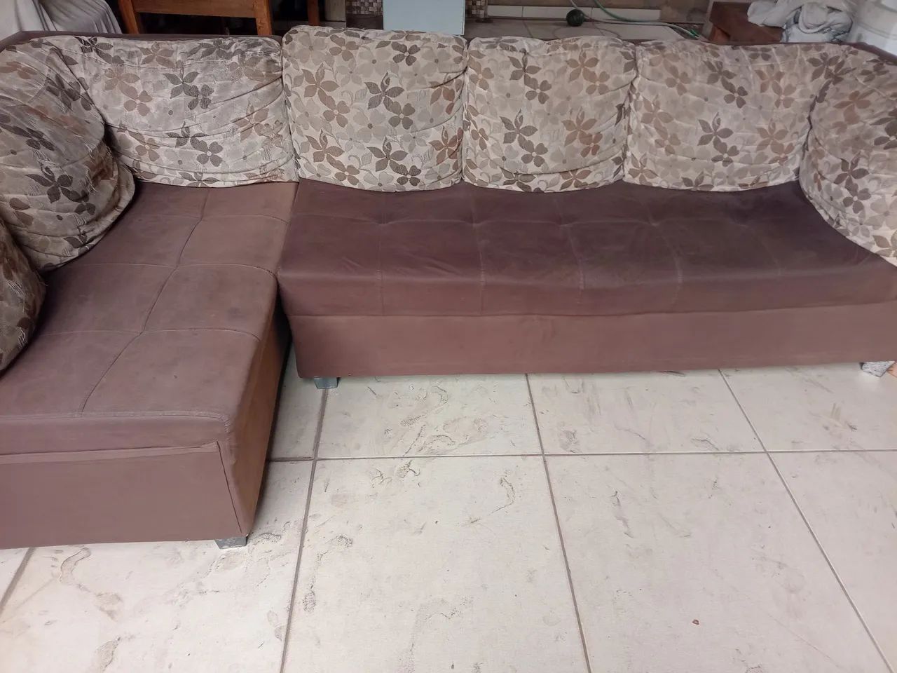 Sofá em L 5 lugares