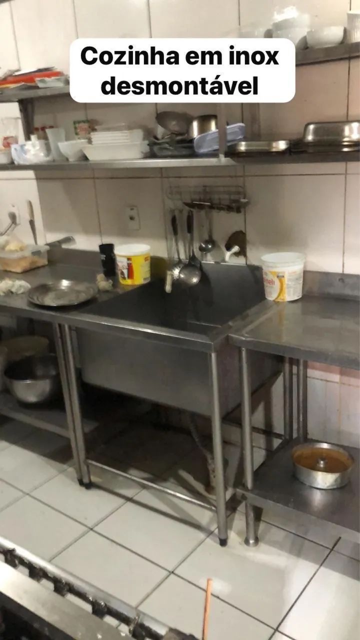 Fritadeira industrial de pé com duas cestas água e óleo 