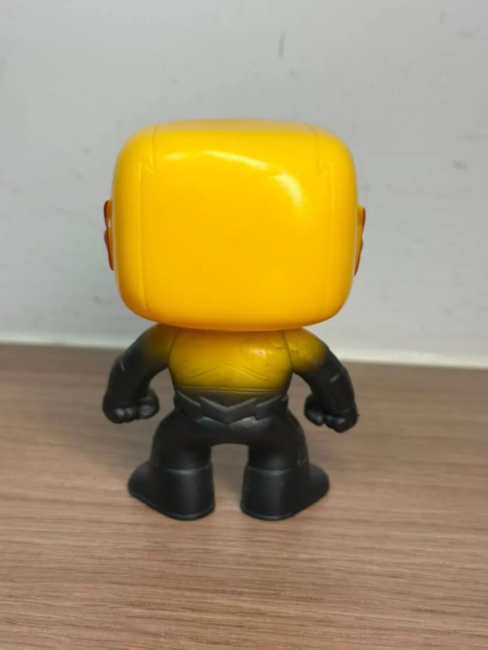 Funko Pop! Reverse Flash #215 - Original com Caixa - Foto 2