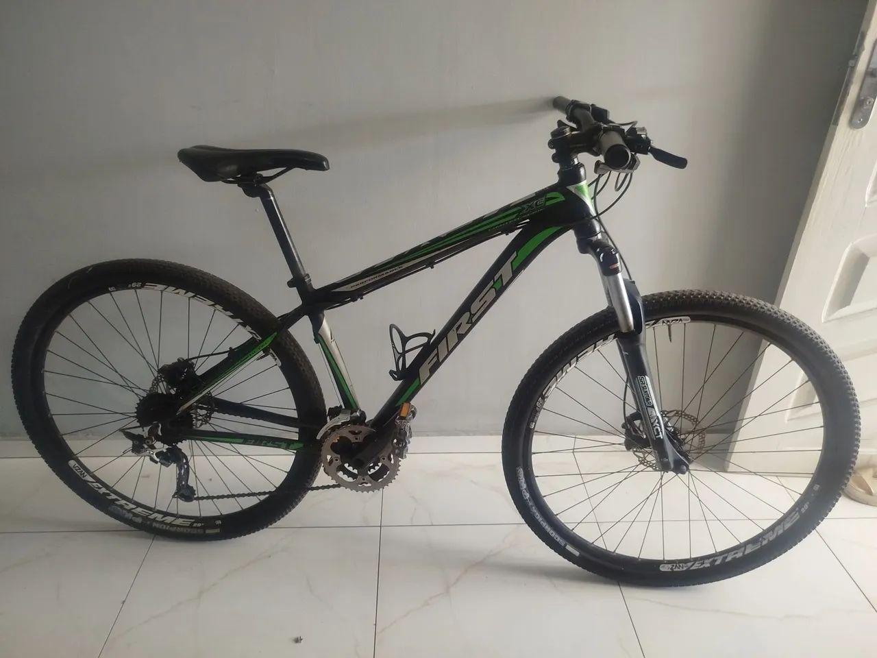 BIKE FIRST, BEM CONSERVADA. - Foto 4