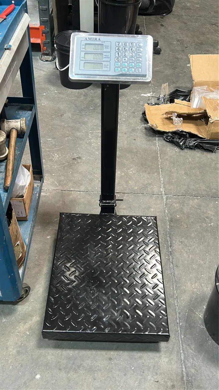 Usada Balança digital de 200kilos plataforma 50/40  usada  - Foto 2