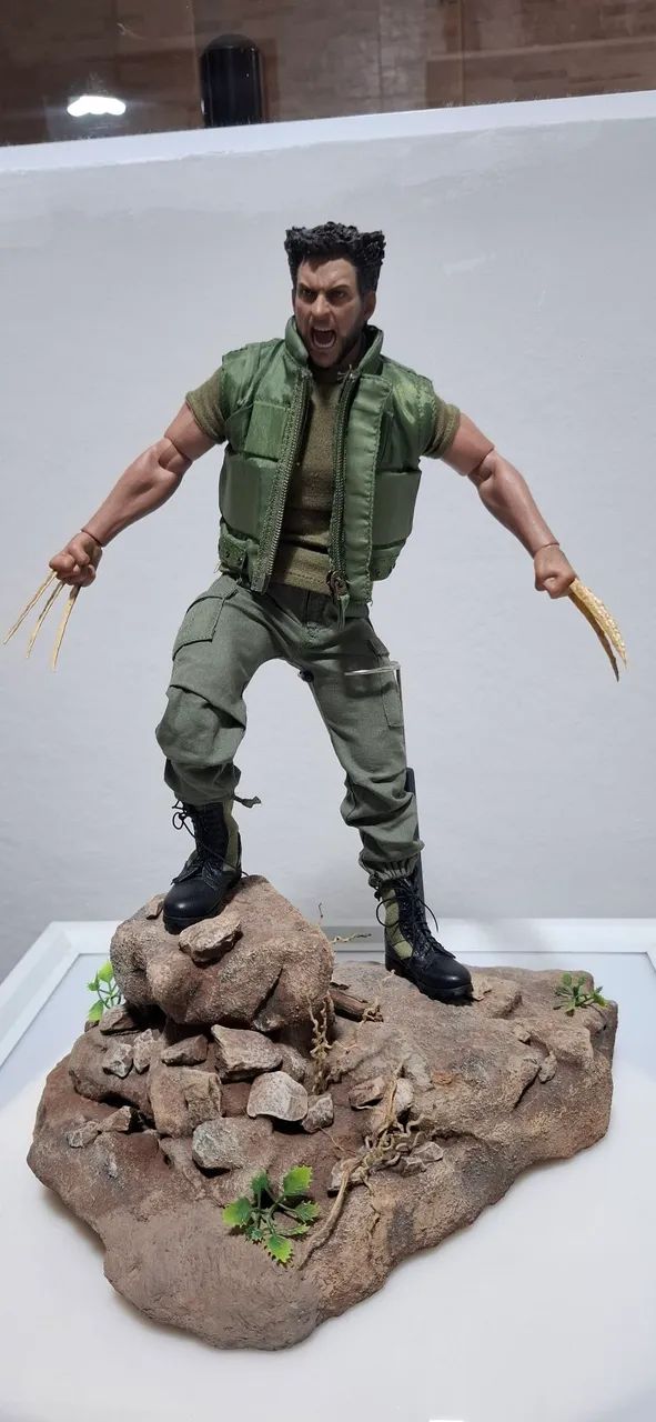 Boneco Wolverine Custom Vietna 1/6