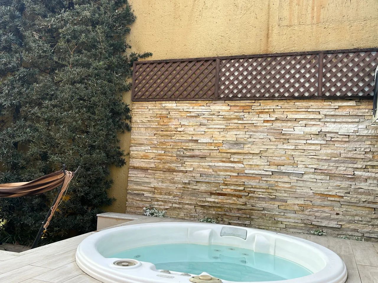 Aluguel de temporada Casa com piscina e jacuzzi praia de Jurere - Foto 4