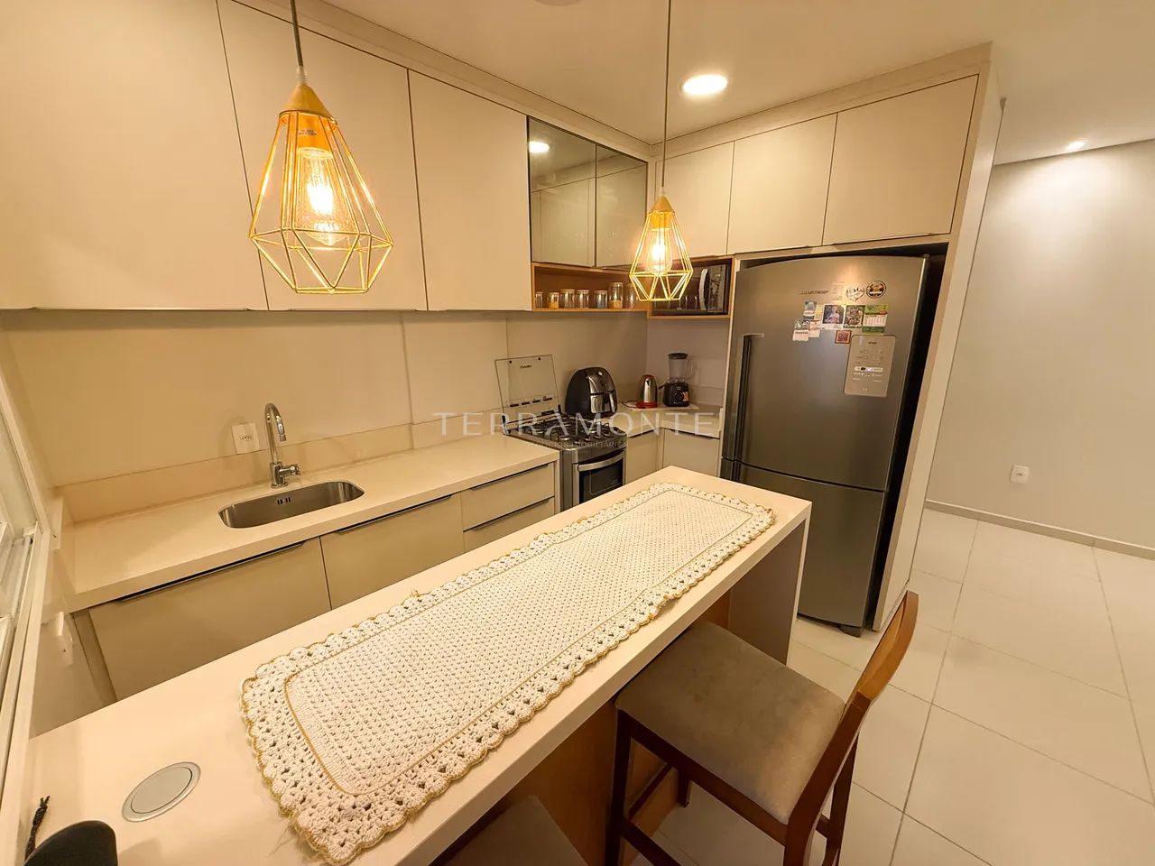 Apartamento mobiliado com 91m² no Centro - Foto 5