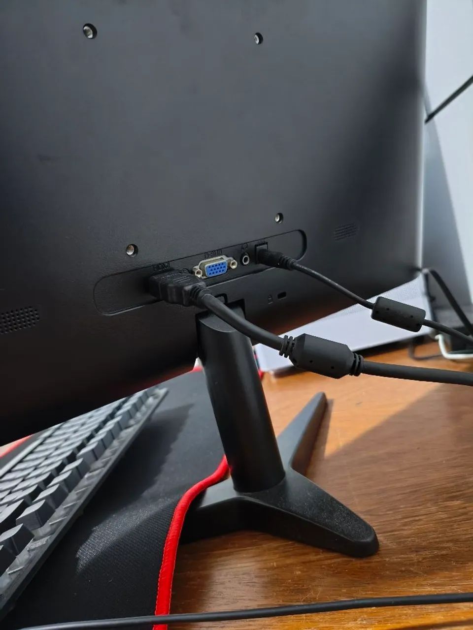MONITOR AOC 21 POLEGADAS HDMI E VGA. FULL HD BEM NOVO. - Foto 3