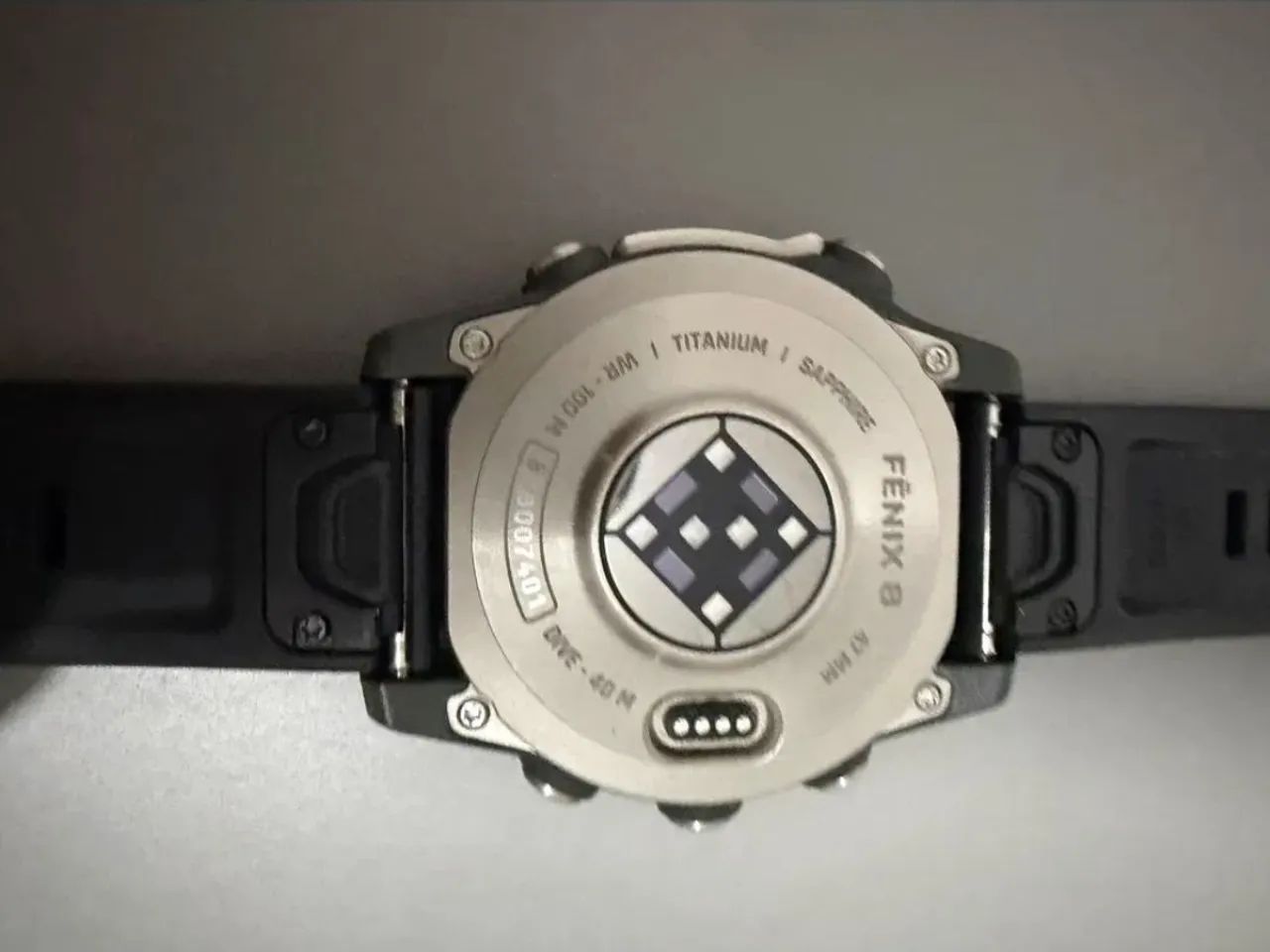 Garmin Fenix 8 Titanium Safira - Foto 4
