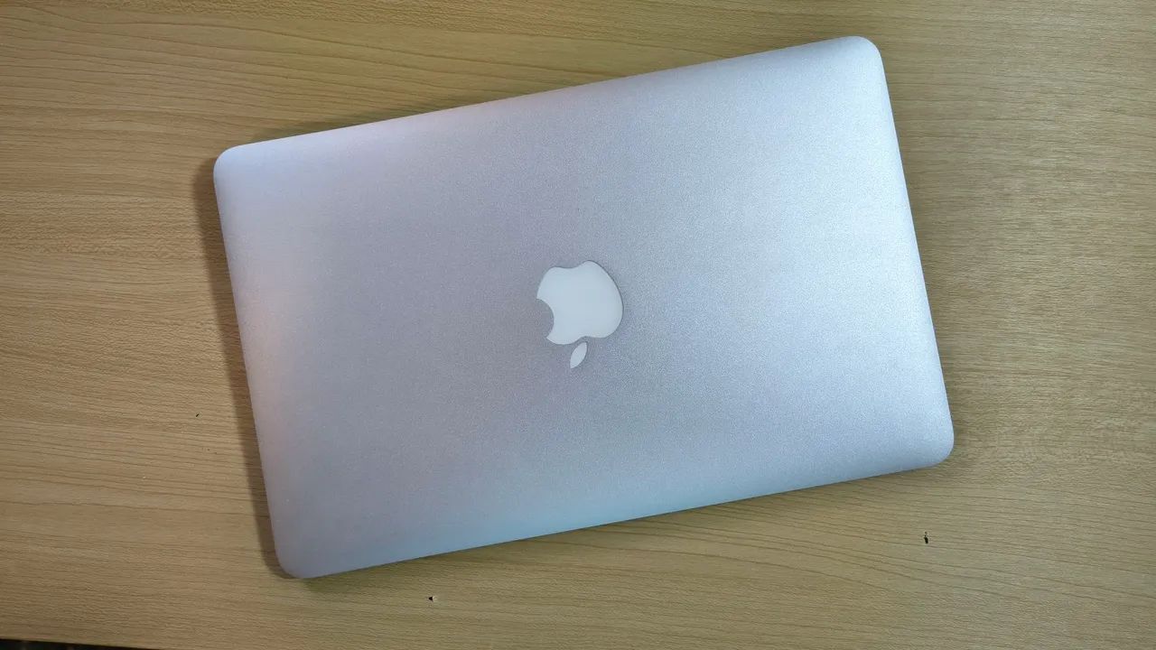 Macbook Air 11 core i5 bateria nova - Foto 4