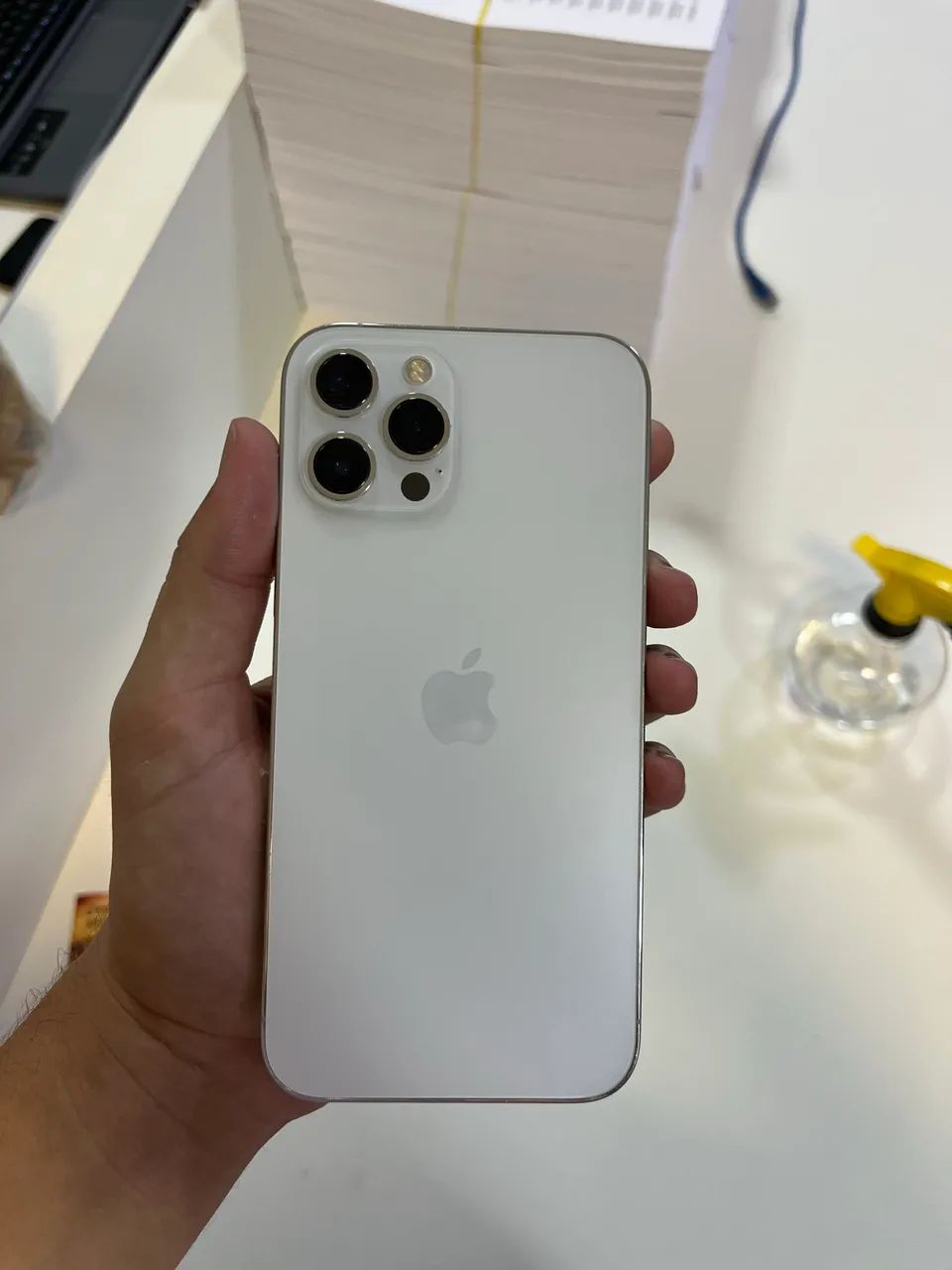 Apple iPhone12 ProMax 256GB シルバー 本体 82% iPhone 12 Promax 256gb - Celulares e Smartphones - Novo Horizonte