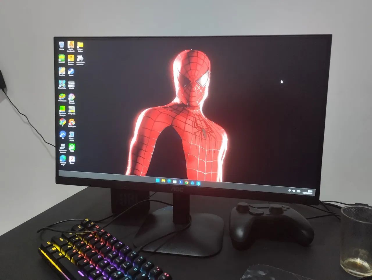 Monitor AOC 21.5 120 HZ - Foto 4