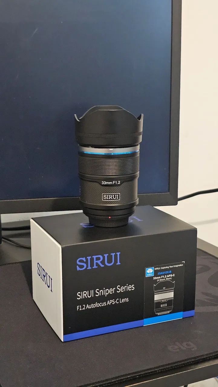 Lente Sirui 33mm F1.2 Fujifilm X mount - Acessórios para Câmeras e