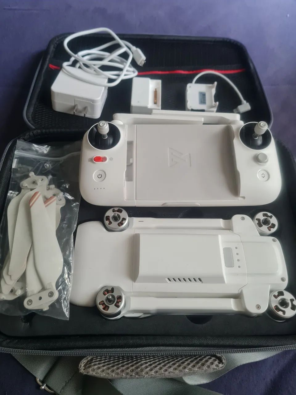 (Leia) vendo ou troco drone fimi x8 tele max na caixa com bolsa case mais modulo 4g - Foto 2