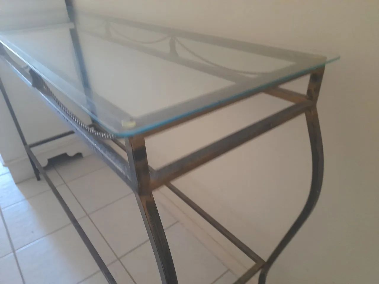 Mesa aparador ferro / vidro - Foto 2