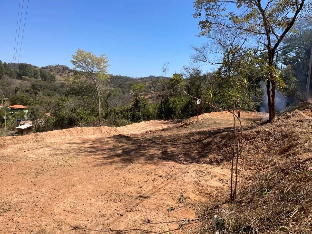 Lote com excelente localização  - Foto 2