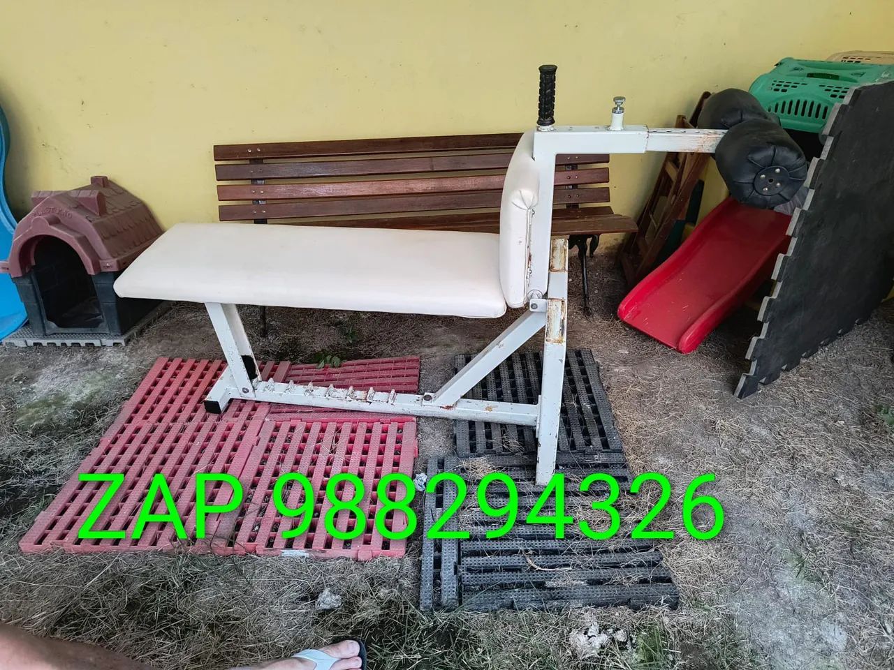 Aparelho de musculação 
