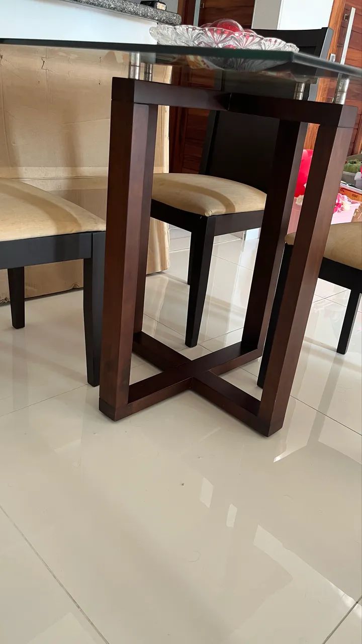 MESA QUADRADA DE MADEIRA  - Foto 4