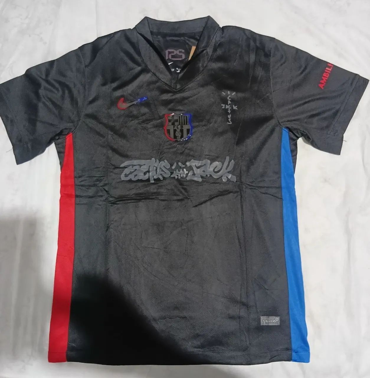 Camisa Barcelona Travis Scott 