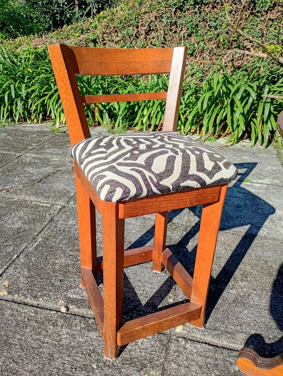 Conjunto de mesa e cadeiras - Foto 3