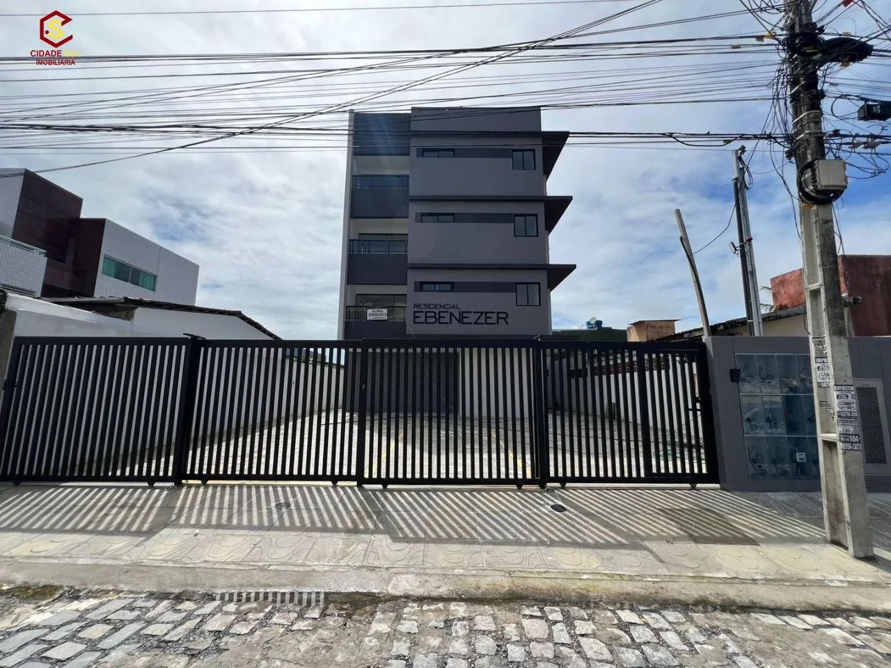 Apartamento com 2 dormitórios à venda, 49 m² por R$ 220.000 - José Américo de Al