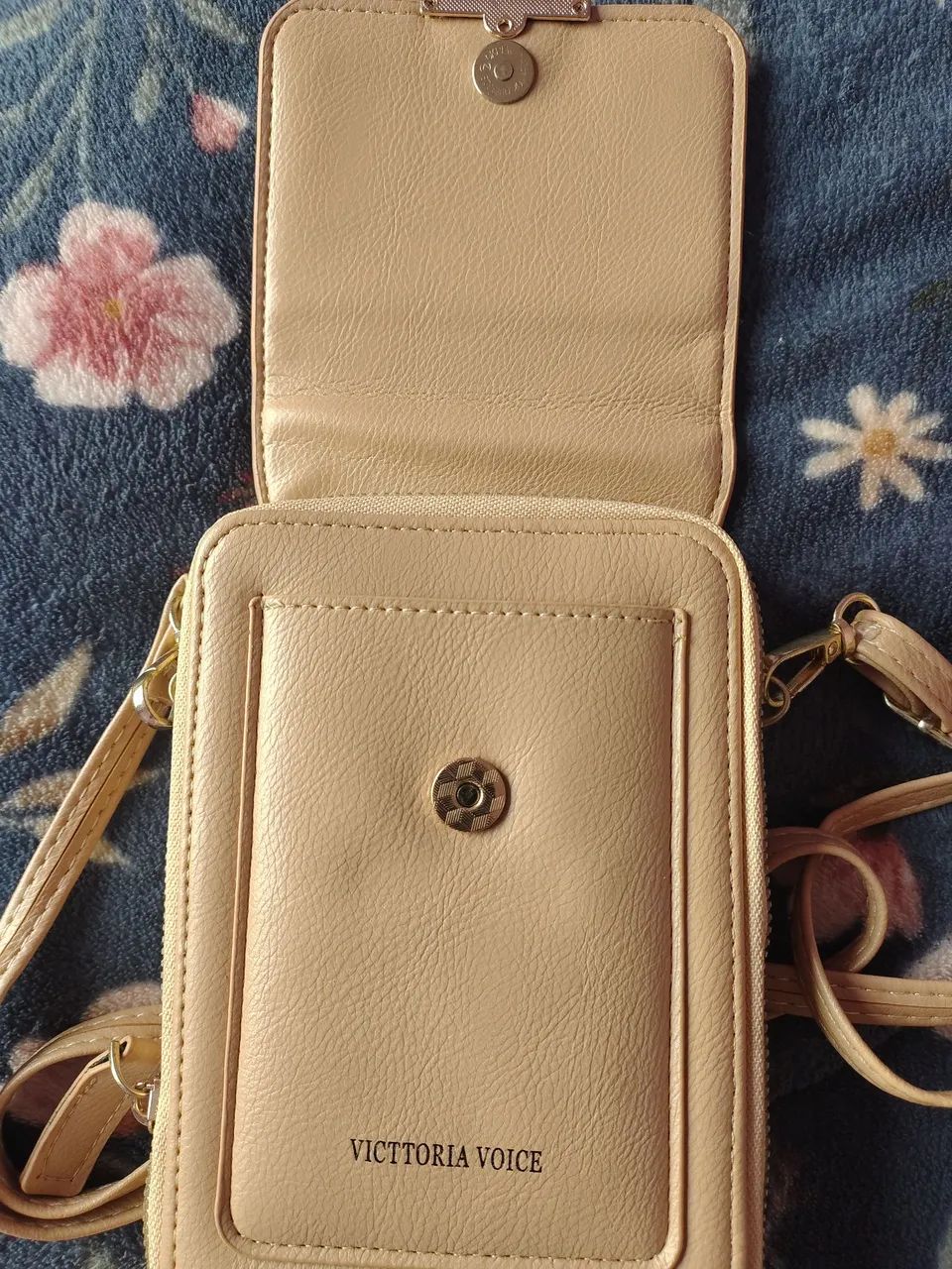 Bolsas e acessórios com pouco uso - Foto 4