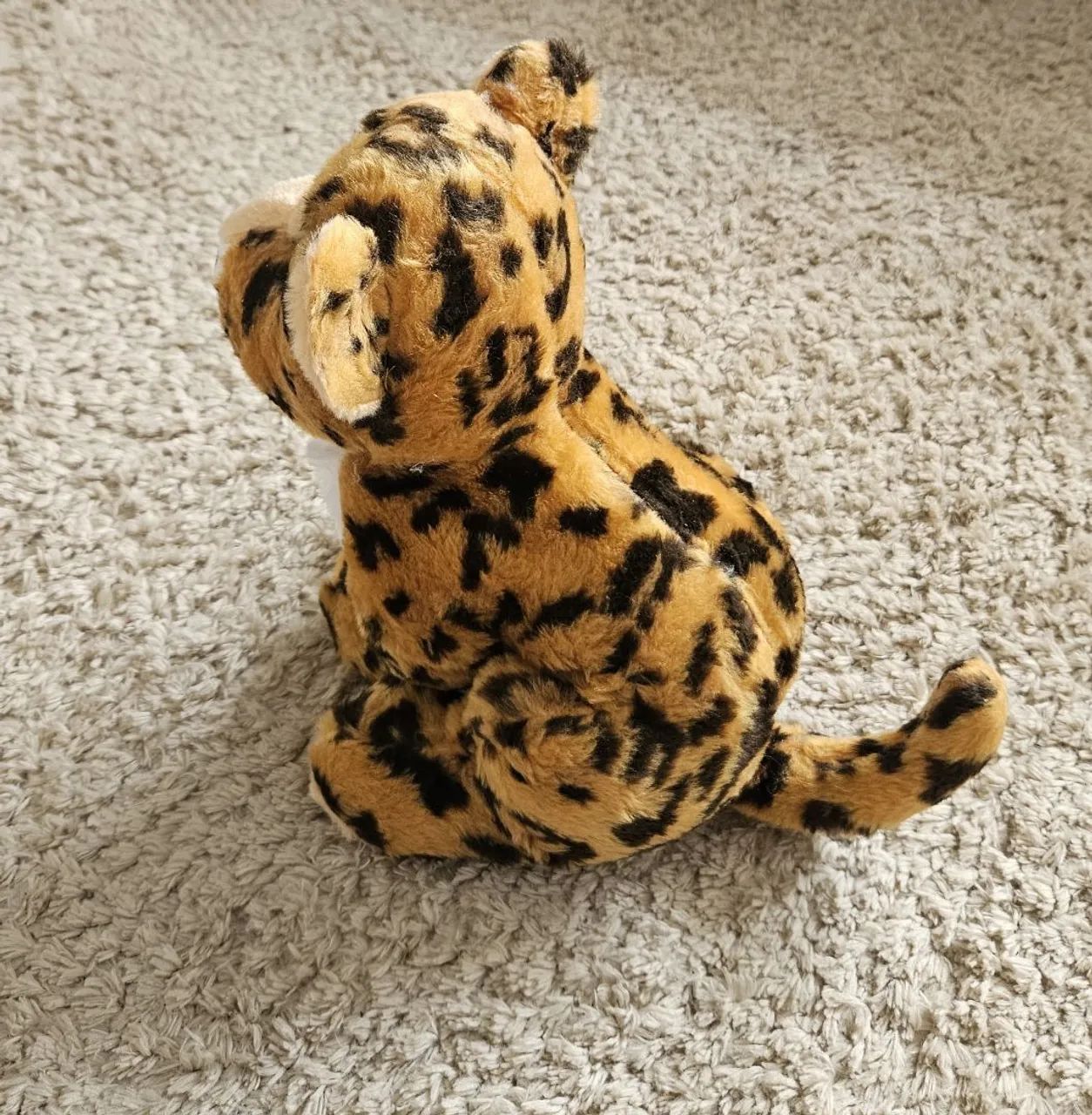 Vendo bichinho de pelúcia tigrinho - Foto 2