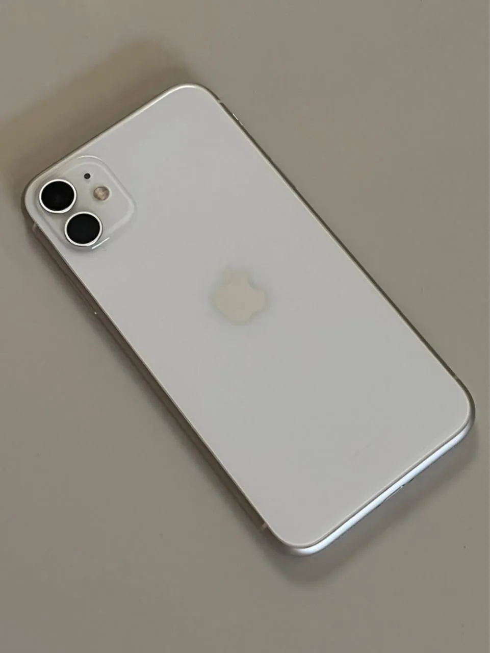 iPhone 11 64gb todo original - Celulares e Smartphones - Lagoa