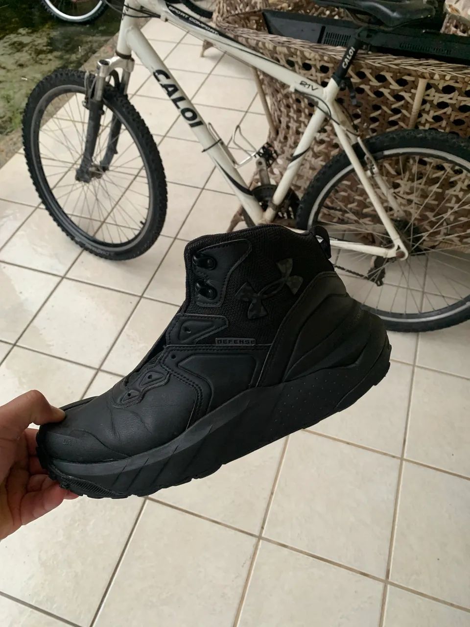 Coturno médio Under Armour  - Foto 3