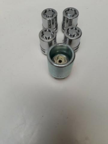 08W42SNJ800-Kit porca anti furto rodas - Foto 4