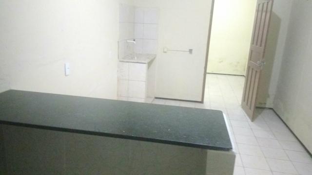 Aluga-se apartamento compacto no CENTRO de Fortaleza. WhatsApp : 9 9637 53 36 - Foto 8