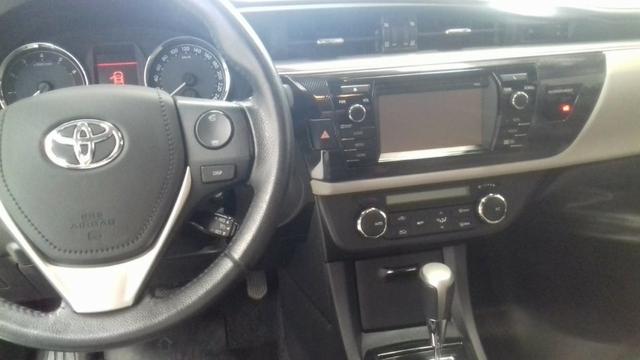 Toyota Corolla xei at muito novo, bancos de couro bege claro, um luxo de carro - Foto 5