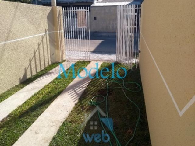 Sobrado, dois quartos, churrasqueira, quintal, estacionamento. - Foto 5