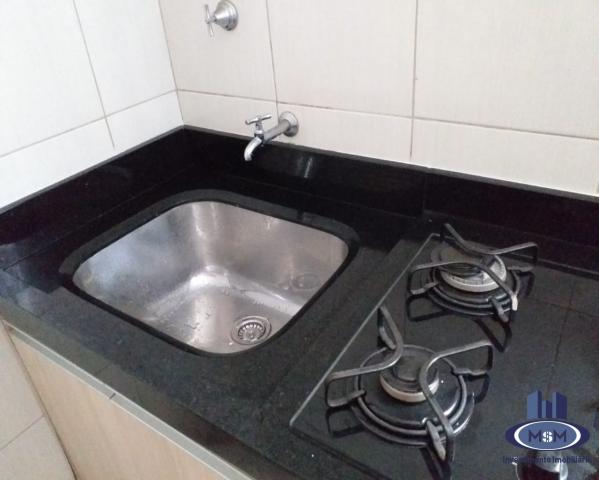 Apartamento 2 dormitórios com cozinha planejadas. - Foto 9