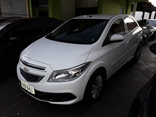 Ônix lt 2014 1.0 Flex completo