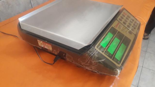 Vende-se uma balança 20kg - Foto 2
