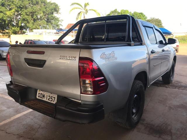 Toyota- Hilux CD 2.8 4x4 2017 - Foto 3