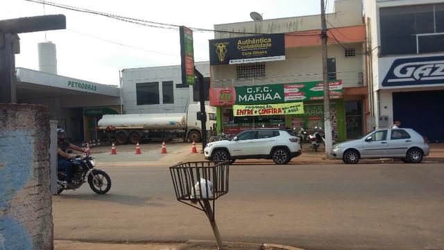 Alugo prédio 2 pavimentos centro comercial da Jatuarana - Foto 8