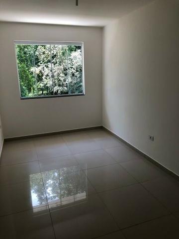 Sobrado 2 quartos mais 1 atico 100 mts no Cic próximo ao terminal - Foto 4