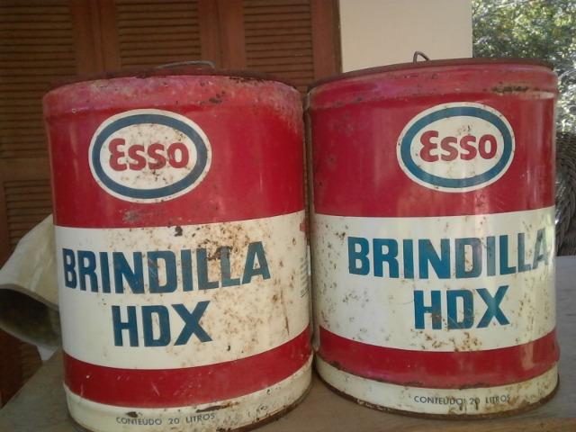 Latas Antigas De Óleo Esso