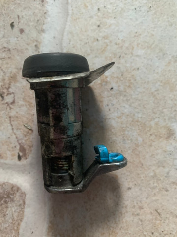 Miolo chave porta esquerdo iveco 35s14 original - Foto 3