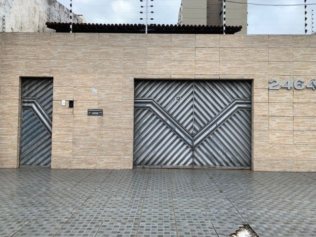 Casa Comercial na Cremação