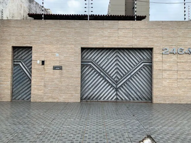 Casa Comercial na Cremação