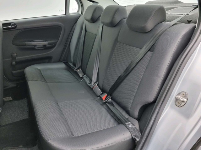 VW - VOLKSWAGEN VOYAGE VOYAGE 1.6 MSI FLEX 8V 4P - Foto 4