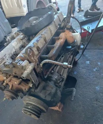 Motor Ford fase I   6 cilindros funcionando.  - Foto 3
