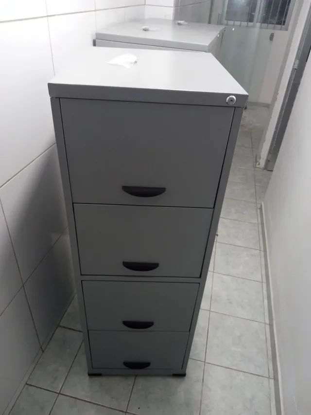 Arquivo de aço com 04 gavetas pasta suspensa 