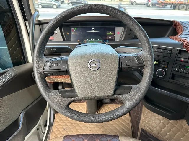 Volvo Fh 460 Ano 2022 Globetrotter 6x2 Teto Alto - Foto 9