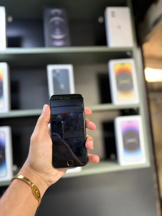 iPhone 8 Preto 64 gb  - Foto 2