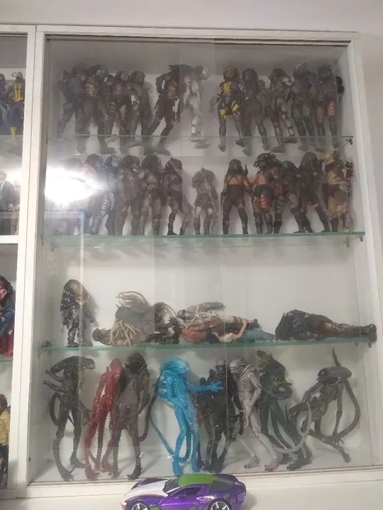 Armário de Vidro para Coleções - usado! - Foto 4