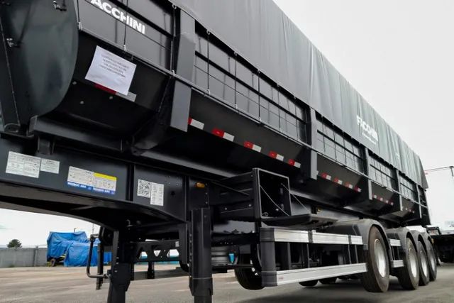 SR Basculante 55m3 4 Eixos 23/24 facchini - Foto 3