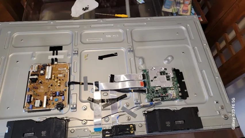 Placa de sinal TV LG 55UJ7500